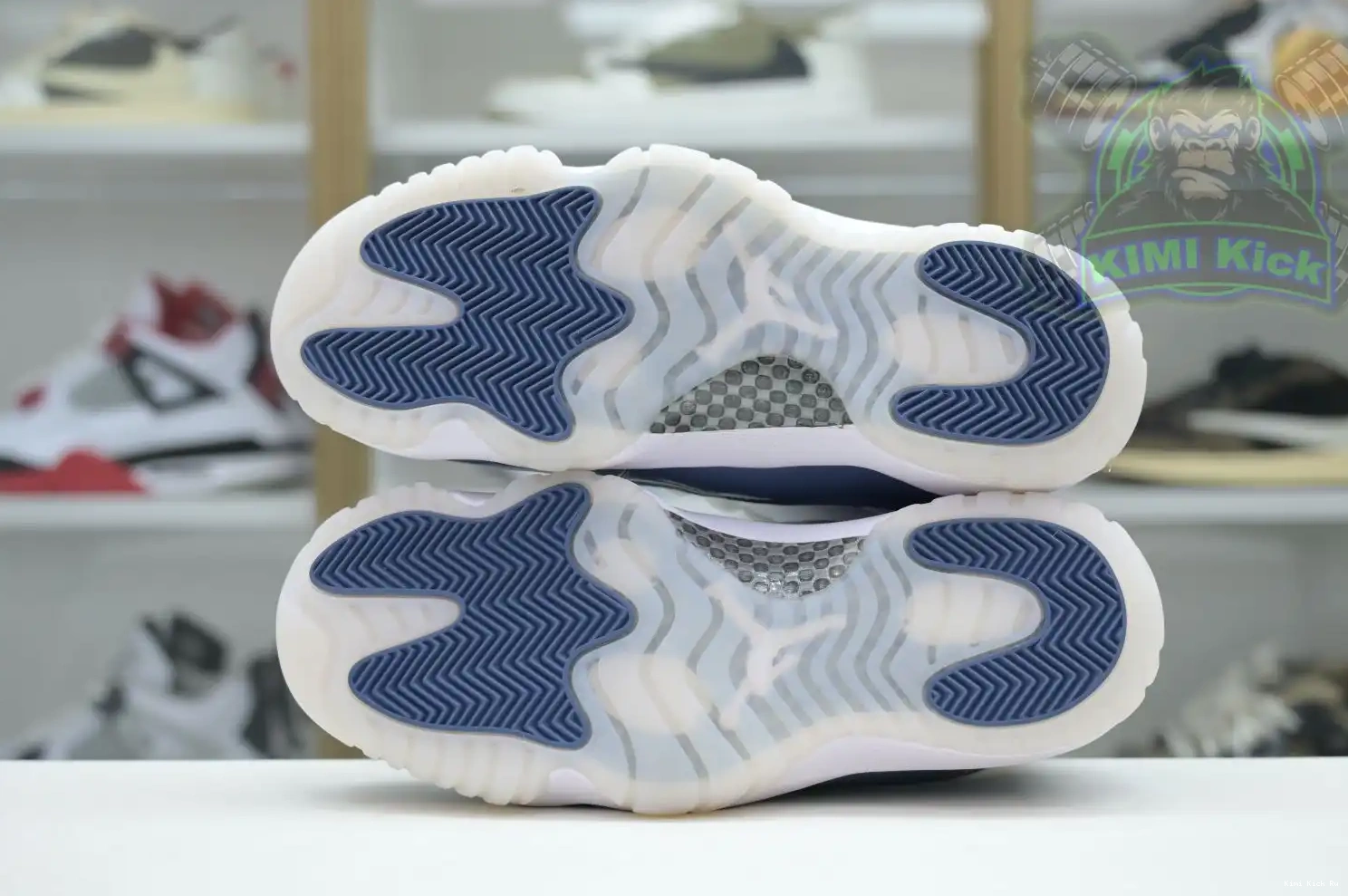11 Jordan Air Blue” Jordan Kimikick Low“Diffused 0415